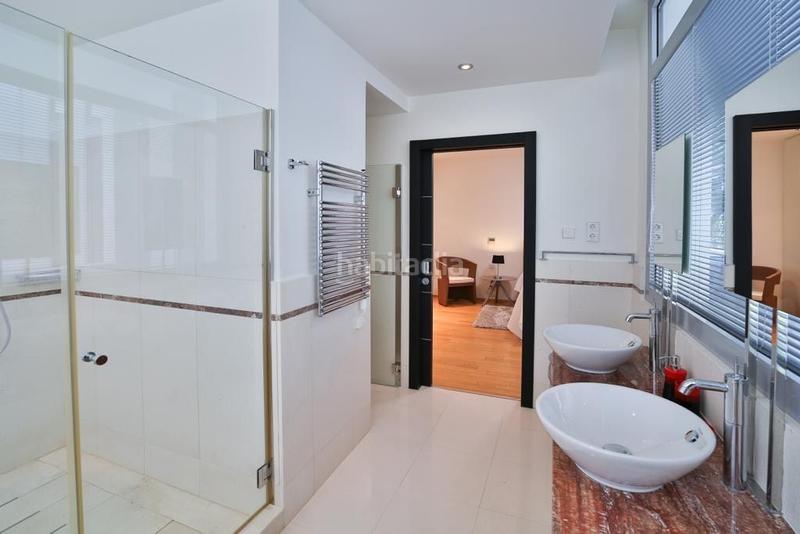 Foto d0bb366b-1772-4e49-803b-91a50e481fff. Miete haus in calle sierra blanca 184 in Nagüeles Alto Marbella