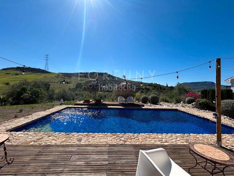 Foto d5ad4fcd-79ba-45ea-a9cd-af2a68ec20e3. Mas dans n/a 13 dans Álora