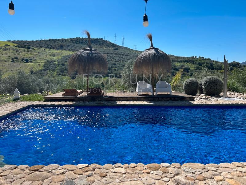 Foto df510576-f6d7-4642-9c94-81e195a3b918. Masía en n/a 13 en Álora