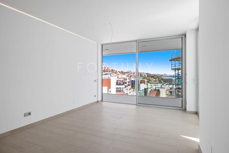 Foto b6aa356e-d87c-43a2-aeb2-b4d6f0c2da57. Attico con parcheggio piscina in Los Boliches Fuengirola