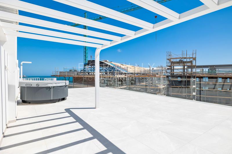 Foto 7be10e34-8e3c-4867-9589-70d45a418e8d. Dachwohnung mit parking pool in Los Boliches Fuengirola