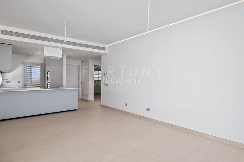 Foto 3db45c66-ac23-4698-81c5-a70aa9ccbf30. Penthouse with parking pool in Los Boliches Fuengirola