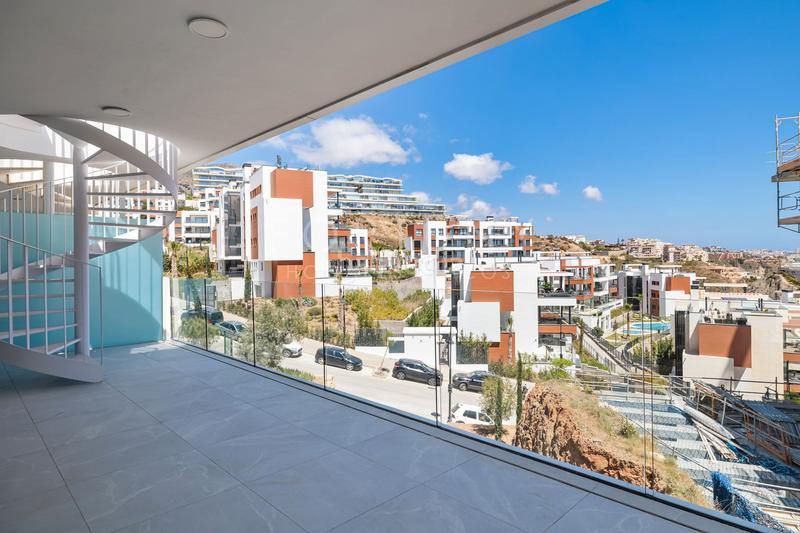 Foto 45ed8766-d2c7-4897-b262-781b99aafac3. Penthouse with parking pool in Los Boliches Fuengirola