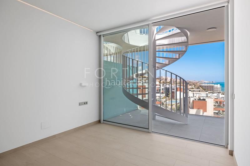 Foto 9186c1cc-d7c5-40f7-a527-4de3df9a2a3f. Penthouse with parking pool in Los Boliches Fuengirola