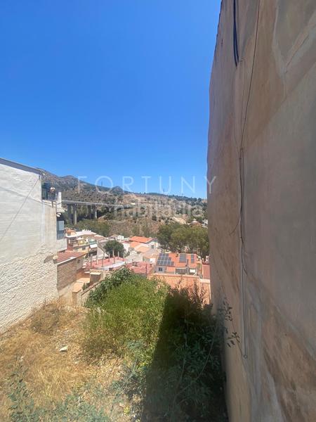 Foto 58dc3c54-59bc-4b09-863d-c781c742a5db. Residential plot in calle pintor sánchez cotán 10 in Málaga