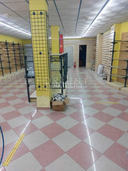 Foto 671fb4fe-d76f-430e-b9fa-9e3f3e4c1c51. Rent business premise in Gibralfaro Málaga