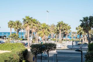 Appartamento in Calle concha espina 12. Amplio y luminoso piso con bonita terraza en la zona pacífico, m
