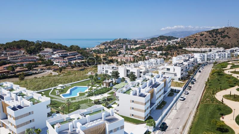 Foto aa08a6d2-9156-4b3d-ae66-5f77e3d6f8c4. Apartament amb aparcament piscina a Limonar Málaga