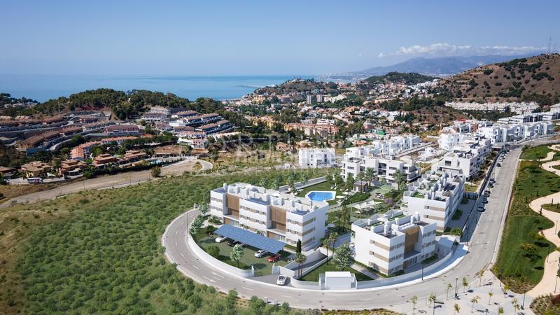 Foto c9102eb5-c7f5-4325-a1a4-d958416b4a21. Apartament amb aparcament piscina a Limonar Málaga