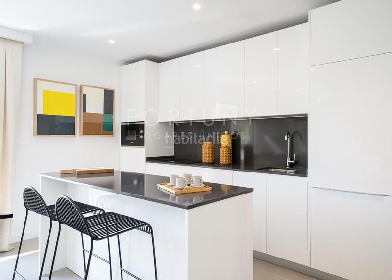 Foto c9be857d-d168-4426-8ac0-63481e6eaa82. Appartamento in calle jose maria amado arniches 1 in Torremolinos