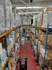 Lloguer Nau industrial a Distrito Zeta - Recinto Ferial Cortijo de Torres. Nave completamente reformada en alquiler en polígono el viso, má