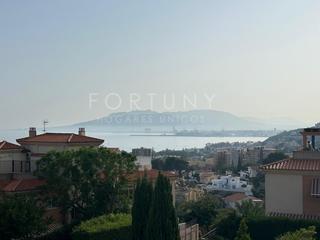 Location Attique à Calle maestro solano 9. Ático dúplex con gran terraza y espectacular solárium con vistas