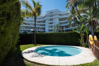 Appartement  Calle 3 317. Magnífico piso de tres dormitorios en guadalmina baja, marbella: