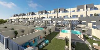 Casa adossada  Urbanización santa rosa. Magnífica y amplia casa adosada en torrox costa