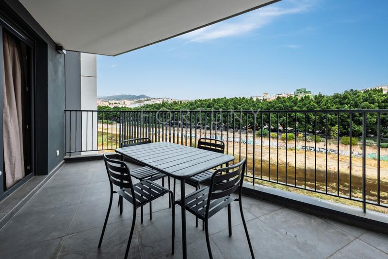 Foto 61d5d708-3400-482a-b1c3-a09f371b6cec. Appartement dans paseo martiricos 28 dans Martiricos - La Roca - La Rosaleda Málaga