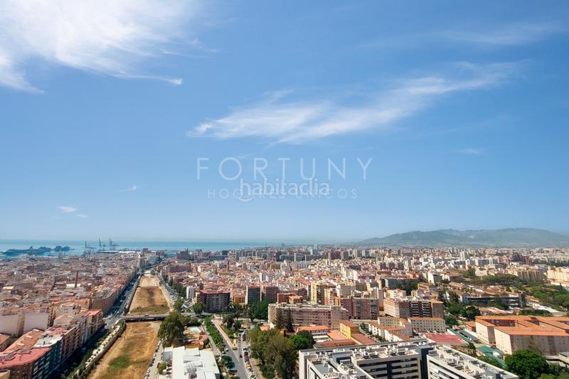 Foto 10b288e2-32fc-43f6-af67-5c9420a4535c. Piso en paseo martiricos 28 en Martiricos - La Roca - La Rosaleda Málaga