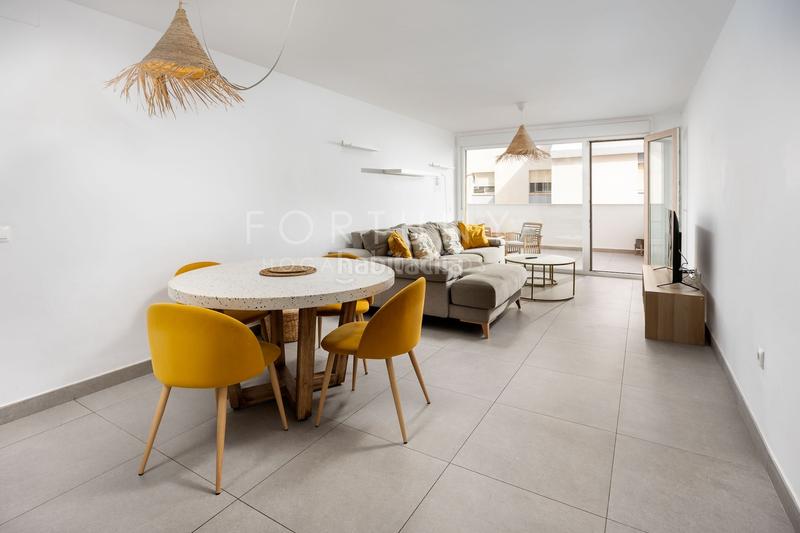 Foto 981eaf54-7954-4de5-bb92-827aa5ebbc9a. Rent flat in calle martínez maldonado 1 in Los Castillejos - La Trinidad Málaga