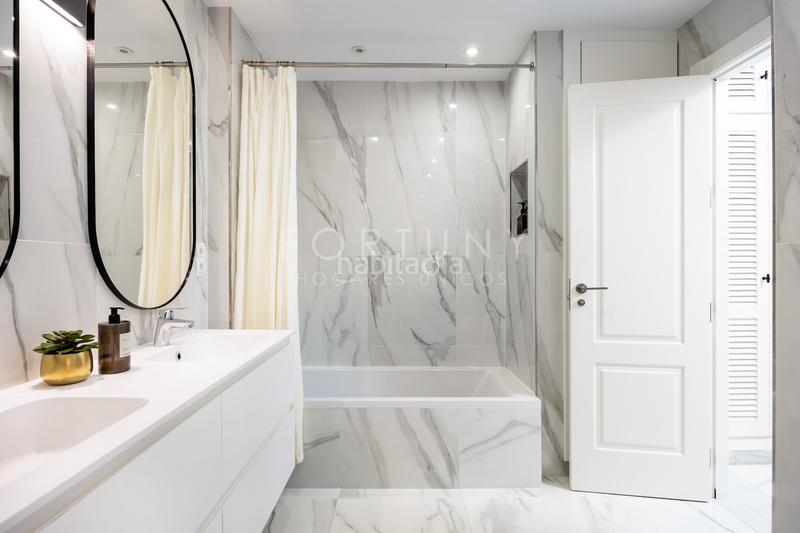 Foto 1f74810d-22df-4a1f-85a3-40c5f4dbf755. Haus mit kamin heizung parking pool in El Candado Málaga