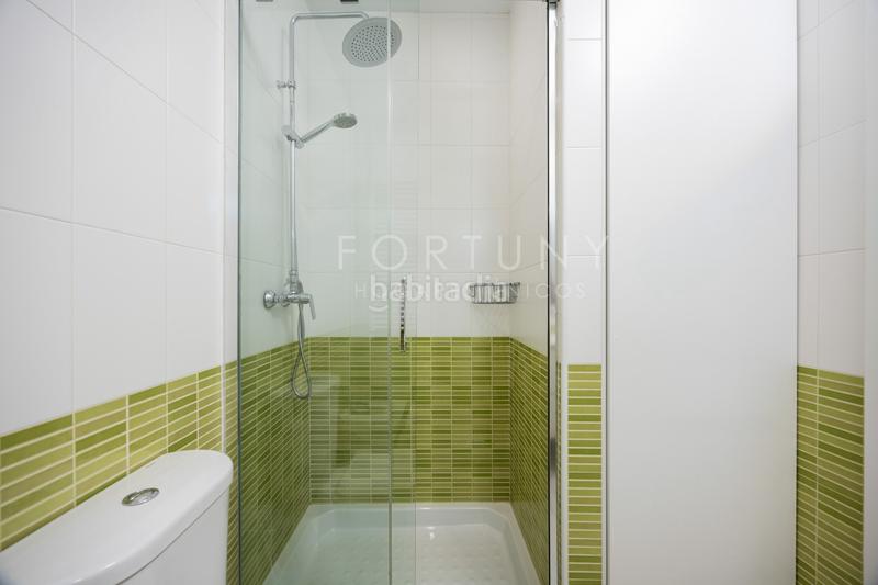 Foto 19ac7ff9-2a02-4a37-a236-da26b41f7e73. Maison avec cheminée chauffage parking piscine dans Málaga