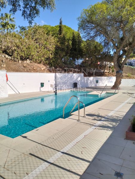 Foto ff114203-062a-4f1d-9c3e-2b9b1b2d68b1. Pis amb piscina a Cerrado de Calderón - Hacienda Paredes Málaga