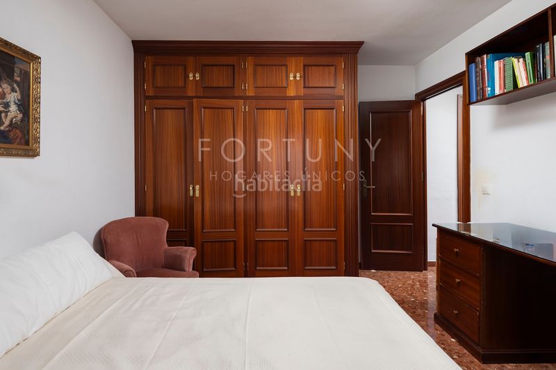 Foto e484a4a1-cd23-415d-b9f4-1890057be1d7. Piso en calle eugenio sellés 15 en Pedregalejo - Morlaco Málaga