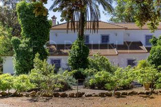 Bauernhof in Avenida llano de pablo picasso 16