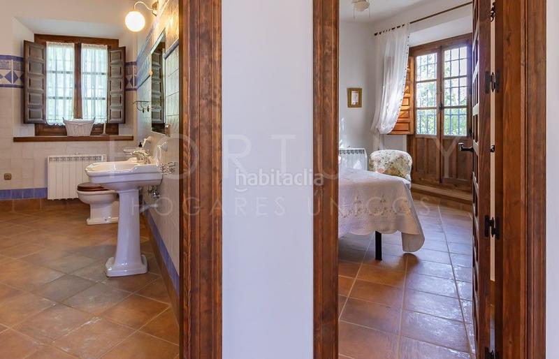 Foto 5d6ded9c-4b39-47ed-a1d3-8e0bc25d68af. Mas dans avenida llano de pablo picasso 16 dans Archidona