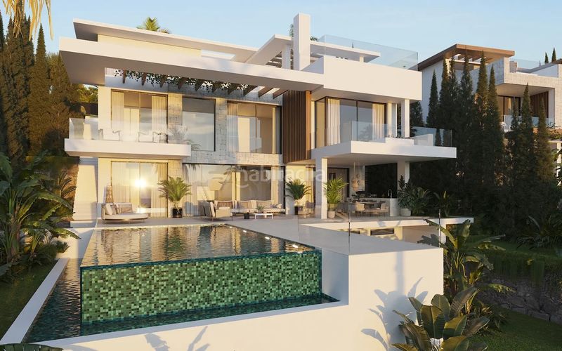 Foto 5993fa7a-b262-4c2d-8e26-3ae0f7892855. Casa amb aparcament piscina a La Concha - Resina Golf Estepona