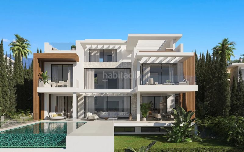 Foto 5a8c2d04-b767-478a-a61e-a19a2a58e36d. Casa amb aparcament piscina a La Concha - Resina Golf Estepona