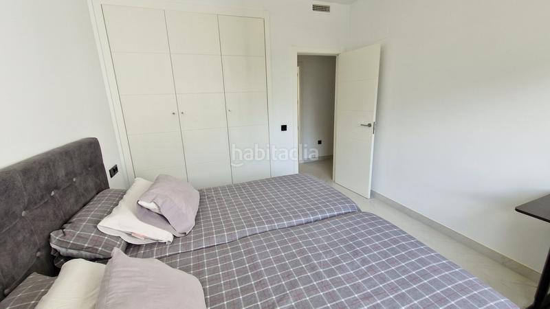 Foto 4b352f54-1cb4-482c-9cb7-d3d817f04183. Appartement avec parking piscine dans altos de Estepona Estepona