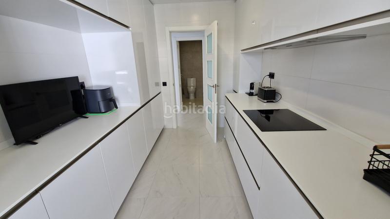 Foto 68858bd9-2490-4826-97bd-2a833924e08e. Appartement avec parking piscine dans altos de Estepona Estepona