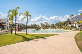 Apartament a Altos de Estepona. Apartamento de lujo en mirador de estepona hills