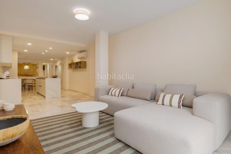 Foto 9e7b76e2-3c88-421a-b5b1-8fc59d599963. Alquiler planta baja en Centro Estepona