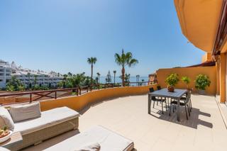 Apartamento en Seghers. Increíble apartamento de 3 dormitorios con vistas al mar en la p