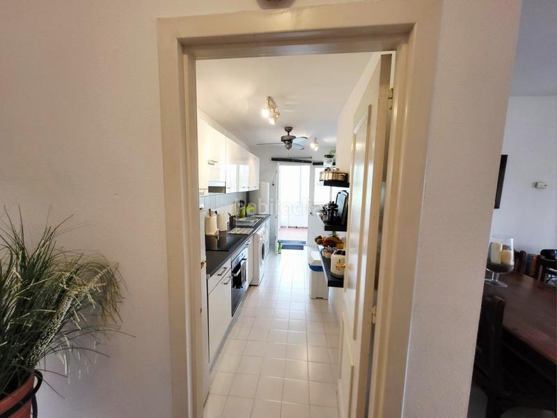 Foto 3648bb21-3c05-4bb8-b55f-9ea4ff3a85ef. Planta baja fantástico apartamento golf en Estepona golf Estepona