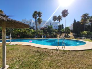 Planta baixa a Estepona Golf. Fantástico apartamento en estepona golf