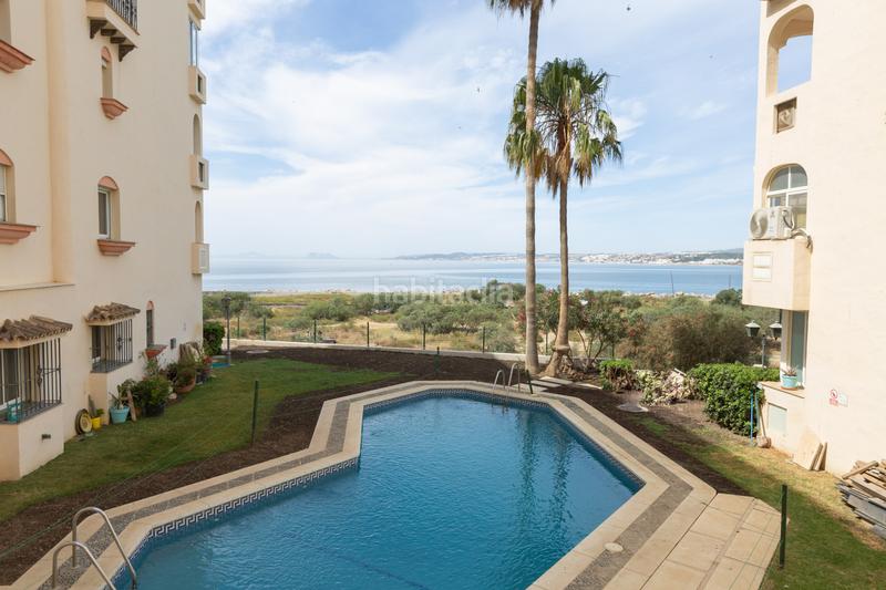 Foto 223c3a7d-e3e8-4e1b-a9b4-52018f7ea6c0. Estudio impresionante estudio en marina bay, frontal al mar, en primera línea de playa junto a la playa del cristo. en Estepona