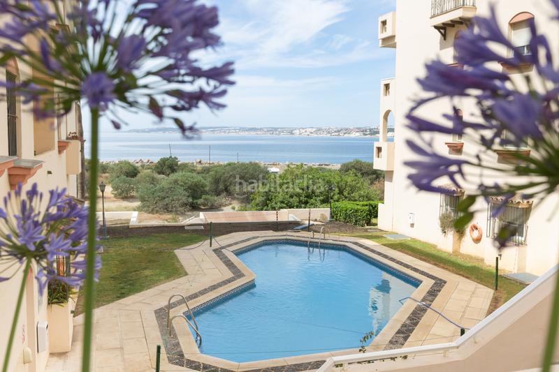 Foto 695133f5-c14a-48a9-ac3c-46a70d4e9dff. Estudio impresionante estudio en marina bay, frontal al mar, en primera línea de playa junto a la playa del cristo. en Estepona