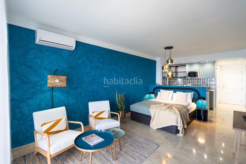 Foto a3c1744b-6e35-4fcf-9783-697f7ae61205. Estudio impresionante estudio en marina bay, frontal al mar, en primera línea de playa junto a la playa del cristo. en Estepona