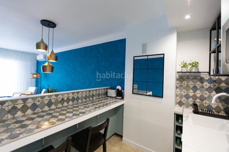 Foto f1c62593-6bcf-4da1-b58d-2f795dd154a5. Estudio impresionante estudio en marina bay, frontal al mar, en primera línea de playa junto a la playa del cristo. en Estepona