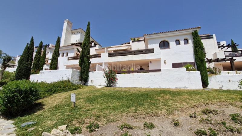 Foto 553dddbb-55b8-4350-a96e-980a403917f1. Ático increíble ático de 2 dormitorios con increíbles vistas al mar en doña julia, residencial mirabella en Casares
