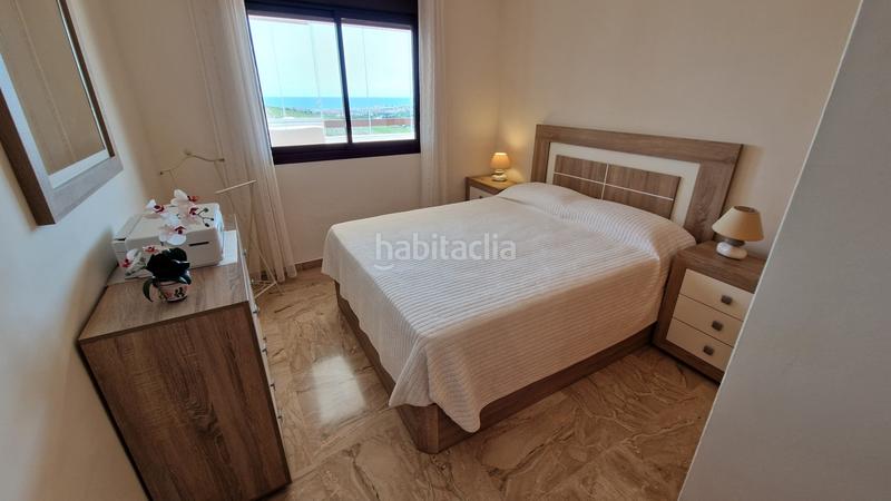 Foto f9447c5a-e82f-4a55-8d23-00588926644a. Ático increíble ático de 2 dormitorios con increíbles vistas al mar en doña julia, residencial mirabella en Casares