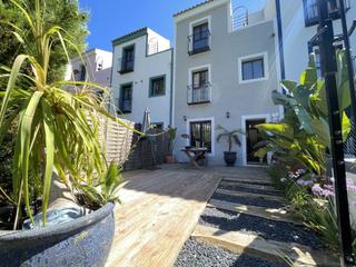 Casa adossada a Bahía de Casares. Adosado de 3 dormitorios en casares playa con vistas y excelente