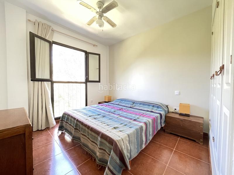 Foto 5d4f26e5-9266-4c88-8553-ccb66ea5df5a. Casa adosada adosado de 3 dormitorios playa con vistas y excelente ubicación en Casares