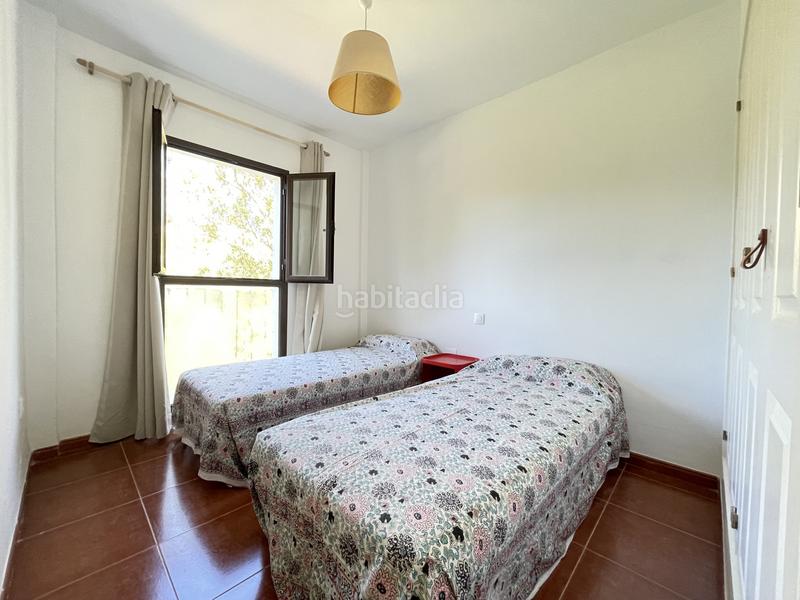 Foto e0d6cc1c-295d-449f-9740-f83ae5308e63. Casa adosada adosado de 3 dormitorios playa con vistas y excelente ubicación en Casares