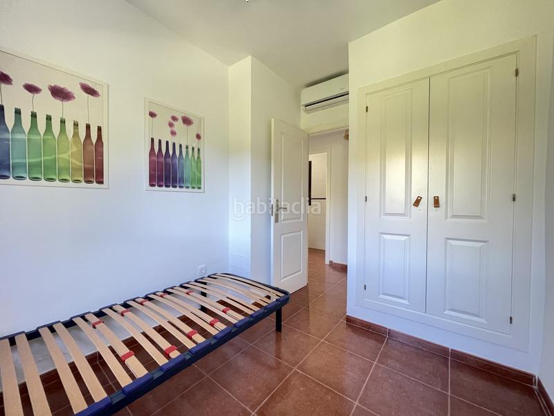 Foto f16301aa-db00-4164-a81a-6d3b0a9ae382. Casa adosada adosado de 3 dormitorios playa con vistas y excelente ubicación en Casares