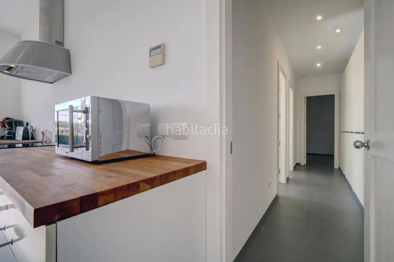 Foto 5e06a87b-0e2e-4831-89a8-6936d61107cd. Casa amb calefacció aparcament piscina a San Luis de Sabinillas Manilva
