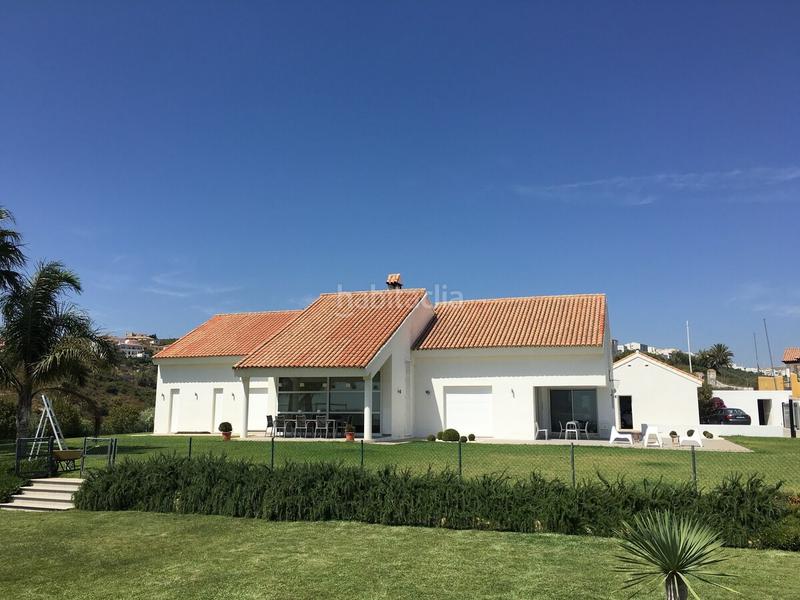 Foto 77605e46-a987-4764-99f9-6fabbb1c4b37. Casa amb calefacció aparcament piscina a San Luis de Sabinillas Manilva