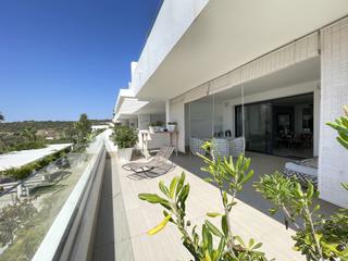 Planta baja en Guadalobón. Apartamento en planta baja con amplio salón y terraza con vistas