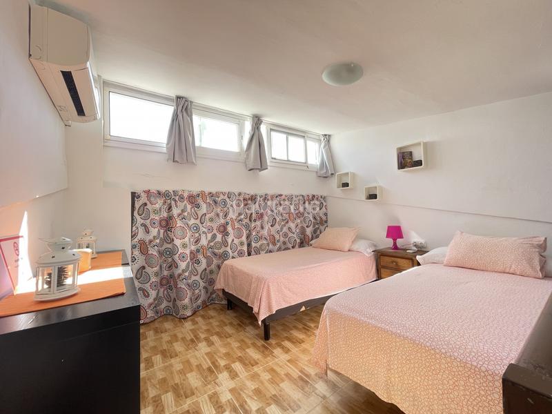 Foto 861ba47b-d54e-4121-b04f-ef0f4bc57057. Apartamento  en playa del cristo, comodidad junto al mar en Estepona